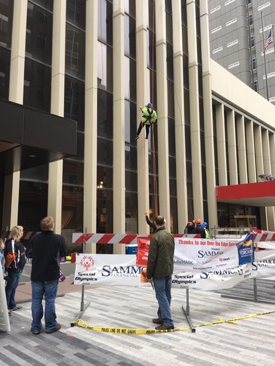 businessolver's tweet photo. Great job to our own @BrookeBKnight for having the courage to repel down the Financial Center in support of @soiowa!#BusinessolverFoundation https://t.co/cuTlGju55g