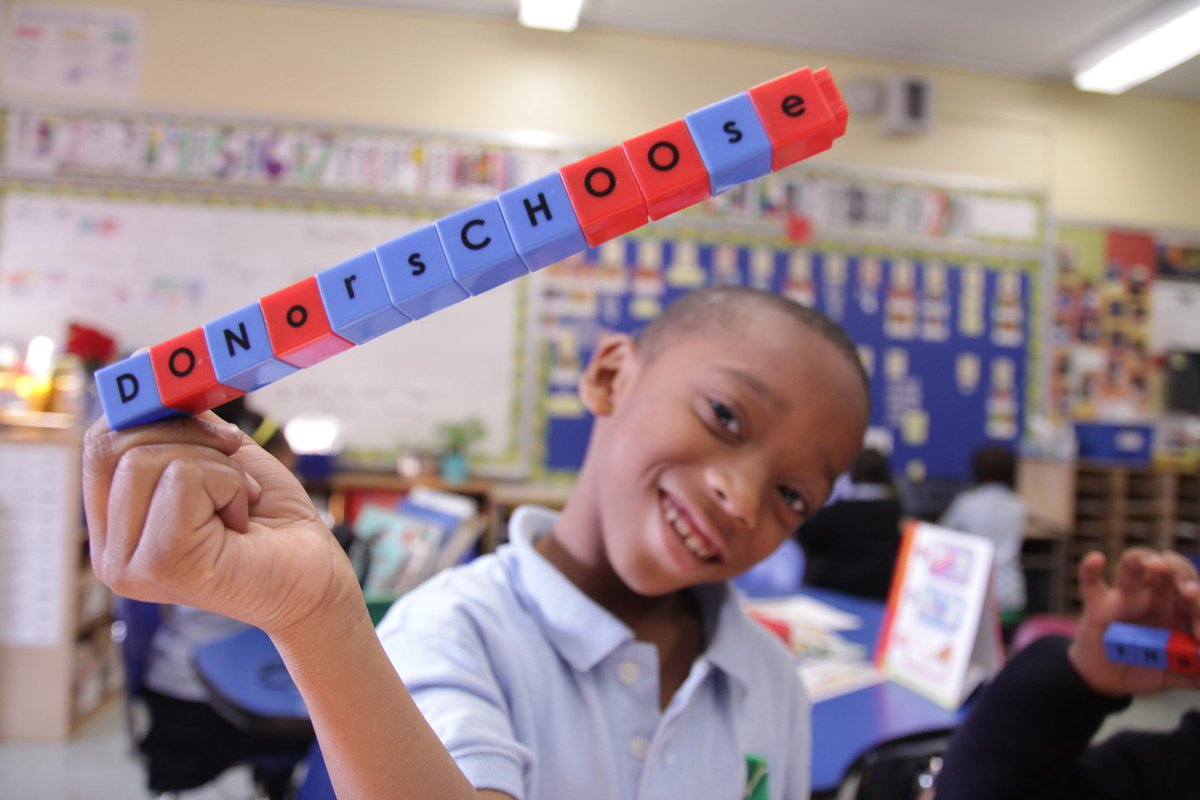 DonorsChoose's tweet photo. Every single one of the 60,712 projects live on our site right now represents a classroom dream that you can turn into reality. https://t.co/9P6ox07wai