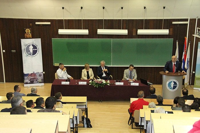 FSFVNis's tweet photo. Plenary session of annual scientific conference FIS  2016: Keynote speaker dr Nebojša Popović from Aspetar
https://t.co/v85yTQvesa https://t.co/Pgs3xsf0g6