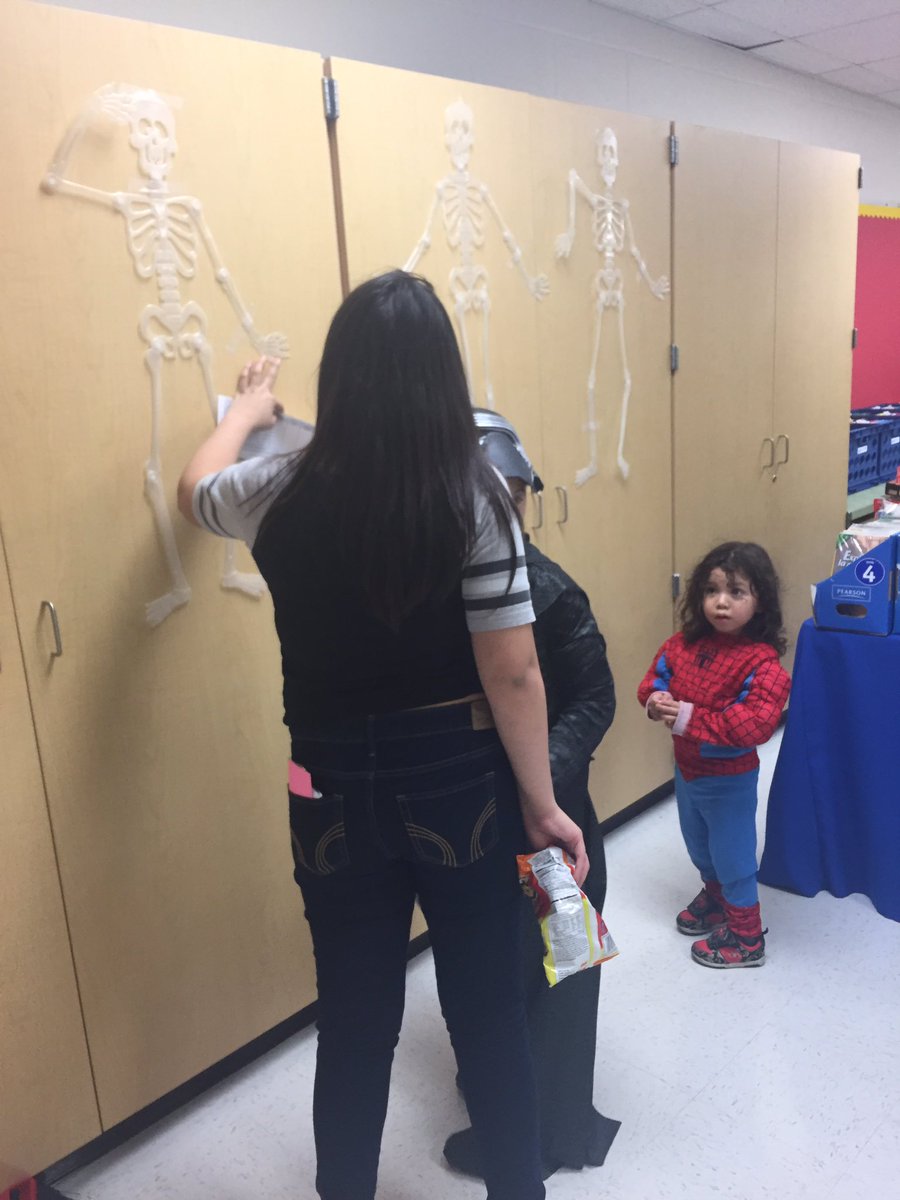 grizfan99's tweet image. Skeleton Multiplication is happening in Third @RaymondAcademy #monstermath #raymondmath