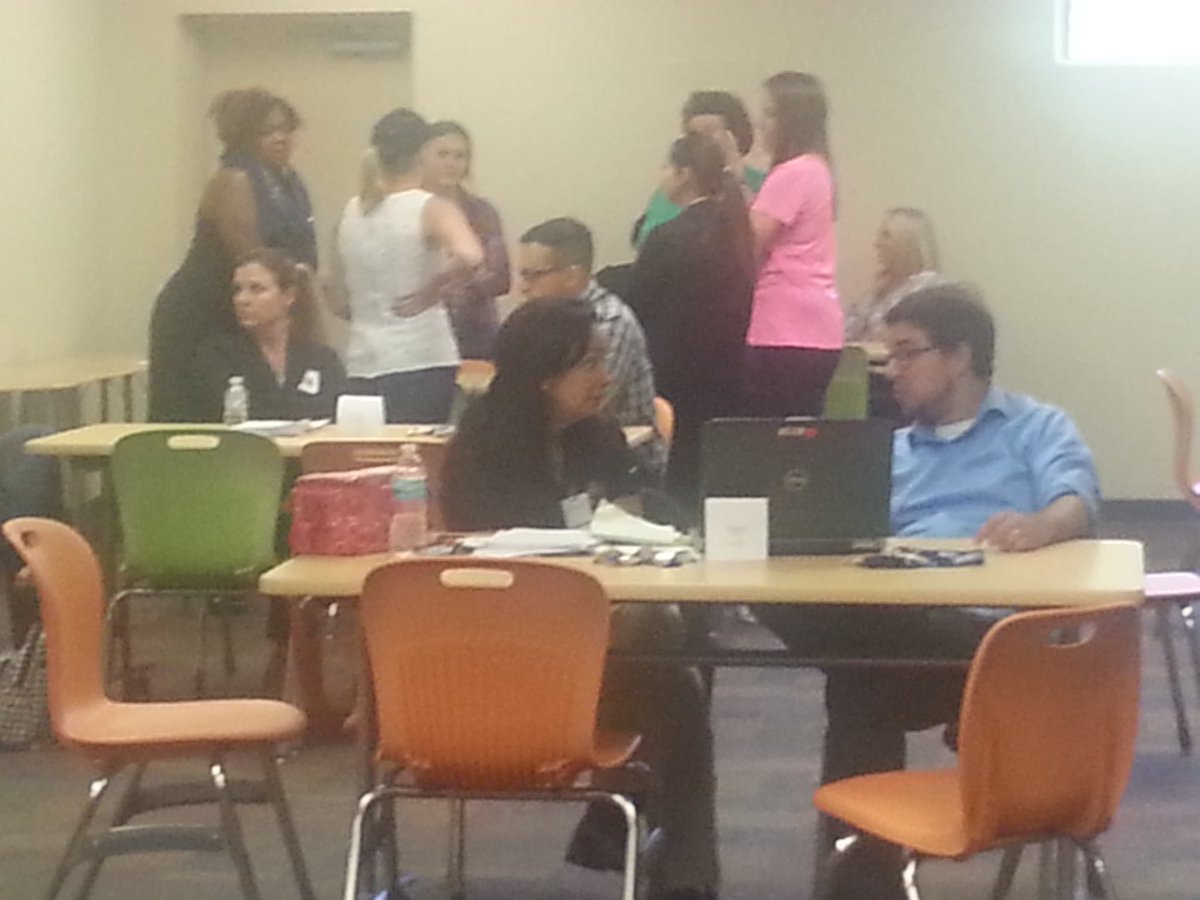 SCPS_TL's tweet photo. Reaching out to support our new teachers at our Open House this evening.  Thanks to all who came! https://t.co/LOLq7C6t56