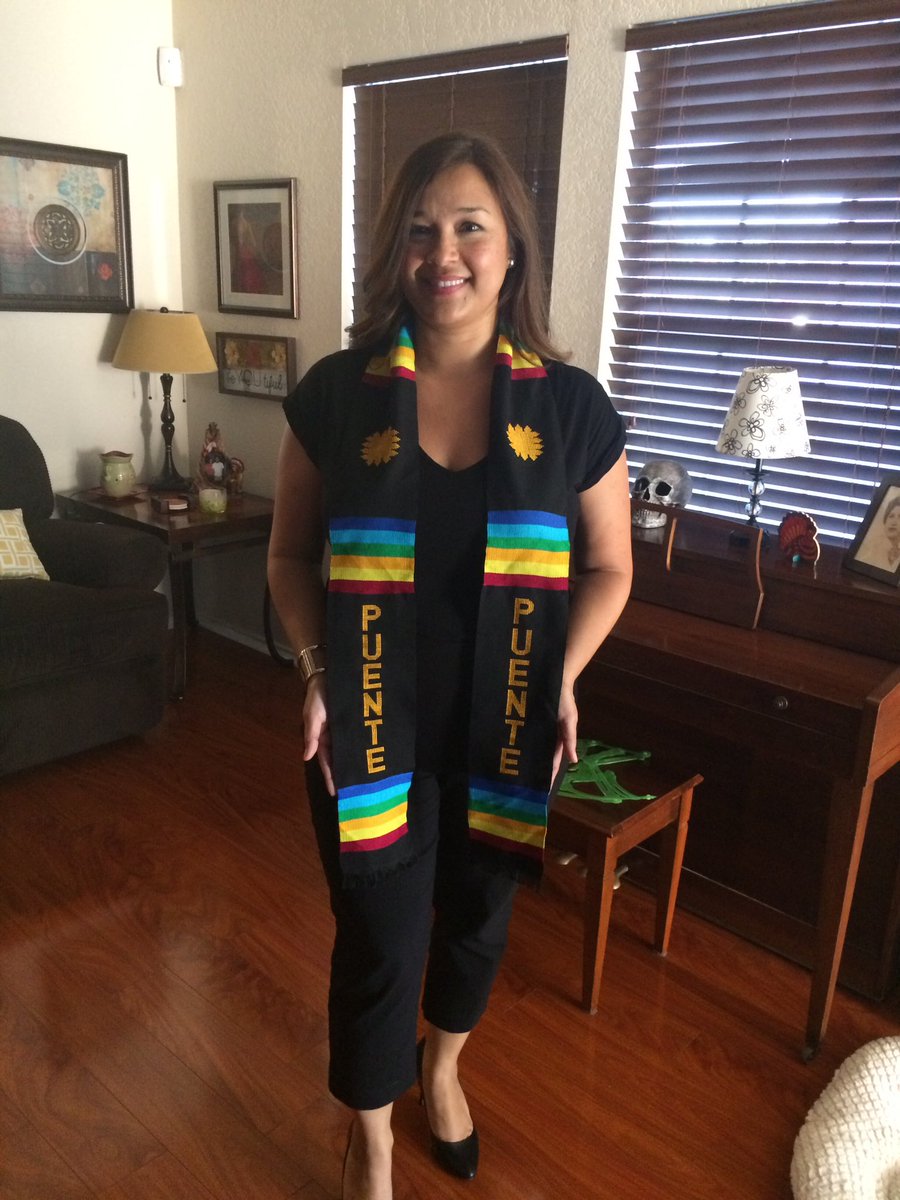 SofiaBeau's tweet photo. I was given a Puente stole for mentoring with the #puenteprogram. Can't wait to wear it with my faculty regalia! https://t.co/C0pPpaB5E2