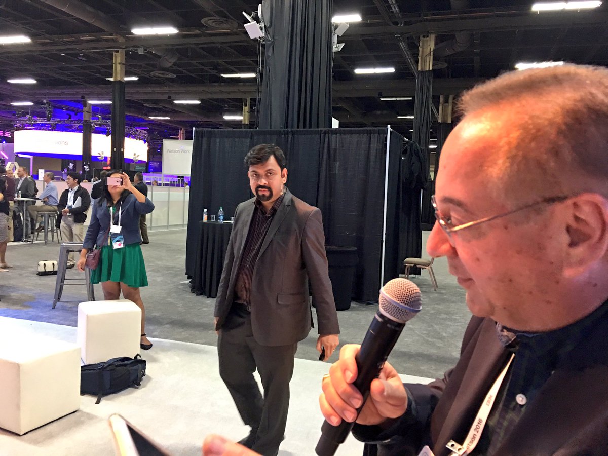 EvanKirstel's tweet photo. Come see our talk! #ibmwow #monetizingdata theater 465 https://t.co/sqMocsXECk