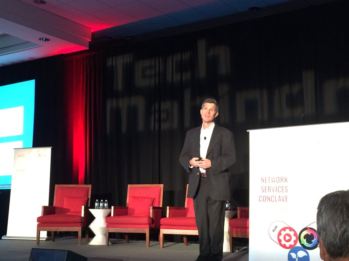 rmota's tweet image. Paul from @JuniperNetworks &quot;transformation is key for survival&quot; #TechMNetworks @tech_mahindra   #automation #nfv