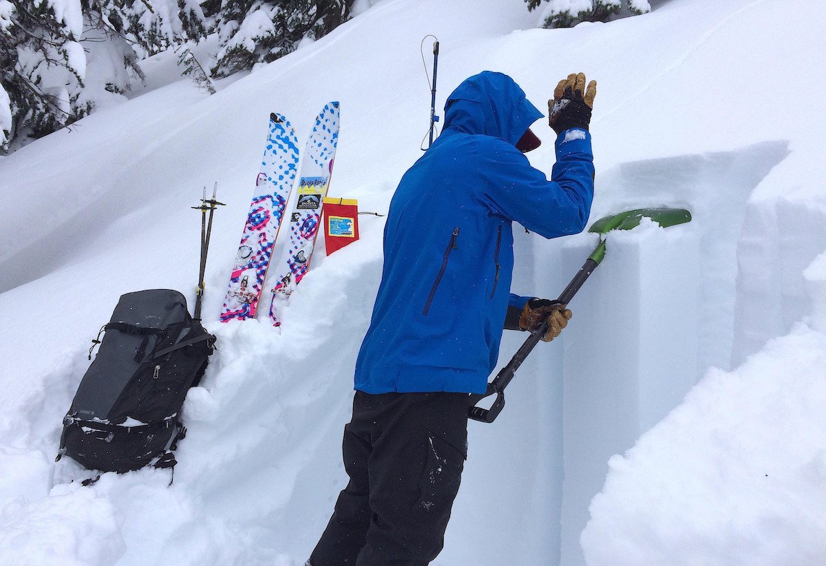 Want to be safety certified this Winter? Take our AIARE Level I Avalanche: Backcountry Hut Based trip. gohinterlands.com/adventures/aia…