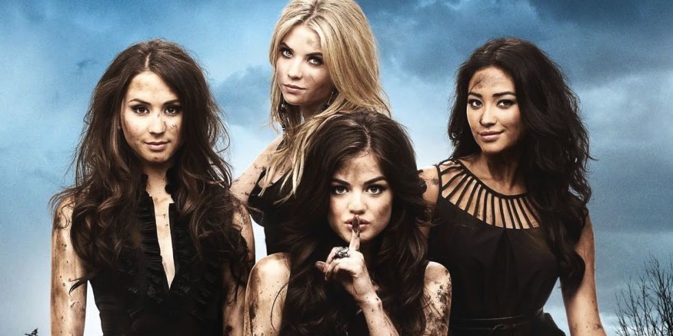elliecrxx's tweet photo. Só de pensar q essa foi uma das minhas primeiras séries, e já ta acabando, da até uma dor no peito💔😰💭
#PLLFinale https://t.co/WEh41rUO0K