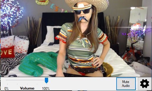 Please retweet and favorite this tweet! You'll be helping me win $100 on <a href="/Flirt4Free/">Flirt4Free</a> #F4FHalloween Let the festivities begin!!!