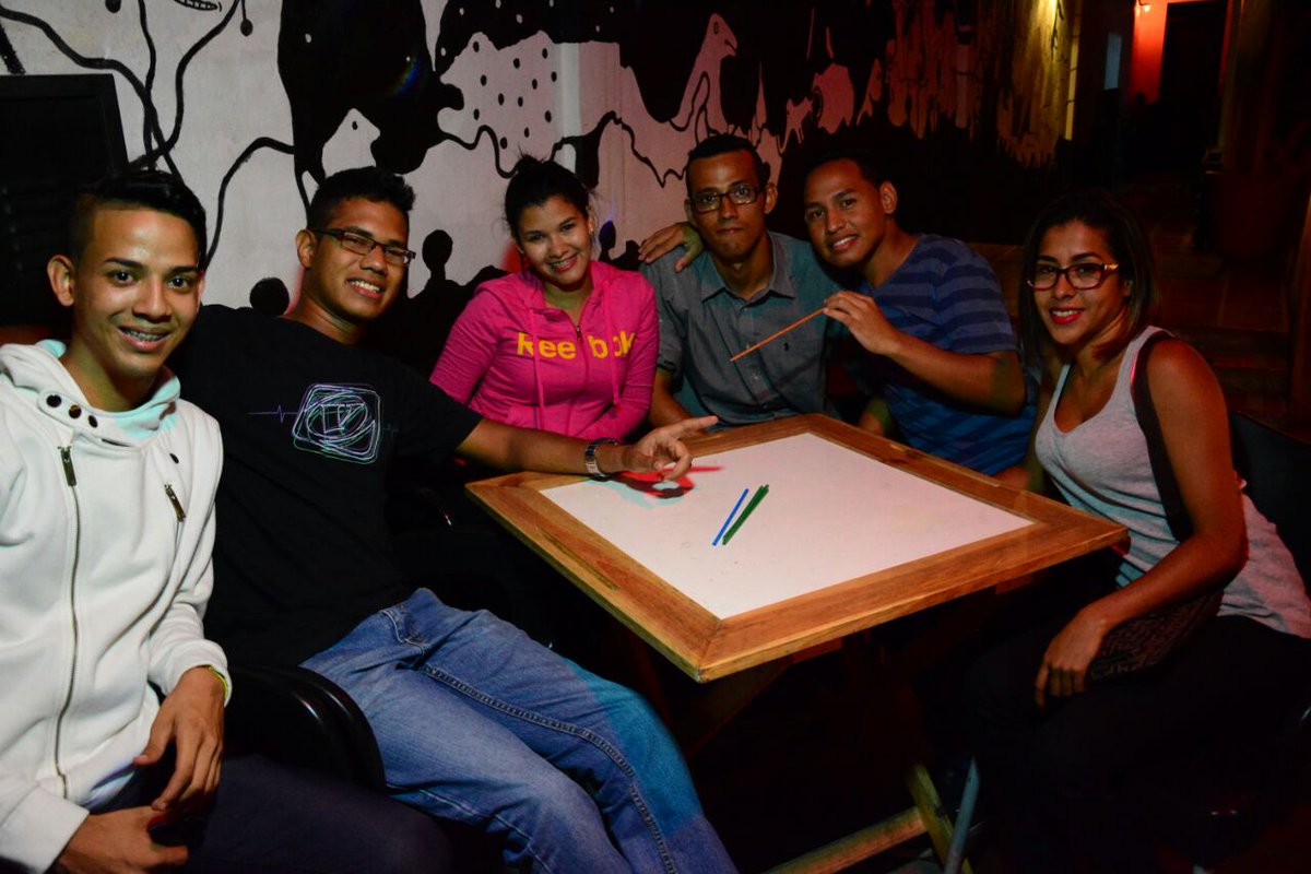 Ven, vive y disfruta... Llégate al local donde eres loca de miércoles a domingo #Local0243 en #Maracay