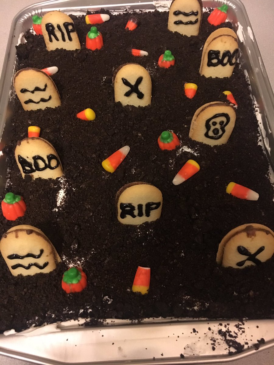 alyssapaldo's tweet photo. Baking&amp;watching the #Cubs! Doesn't get any better. I hope my co-workers are ready for this-it's just not Halloween without Graveyard Cake!🎃👻 https://t.co/vbAQ64RUkH