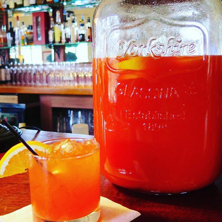 LocalSugarSA's tweet image. Relish these cooler temps with a cocktail! 🍁🍂 We suggest this Autumnal Rum Punch @LibertyBar bit.ly/1mHYZuP