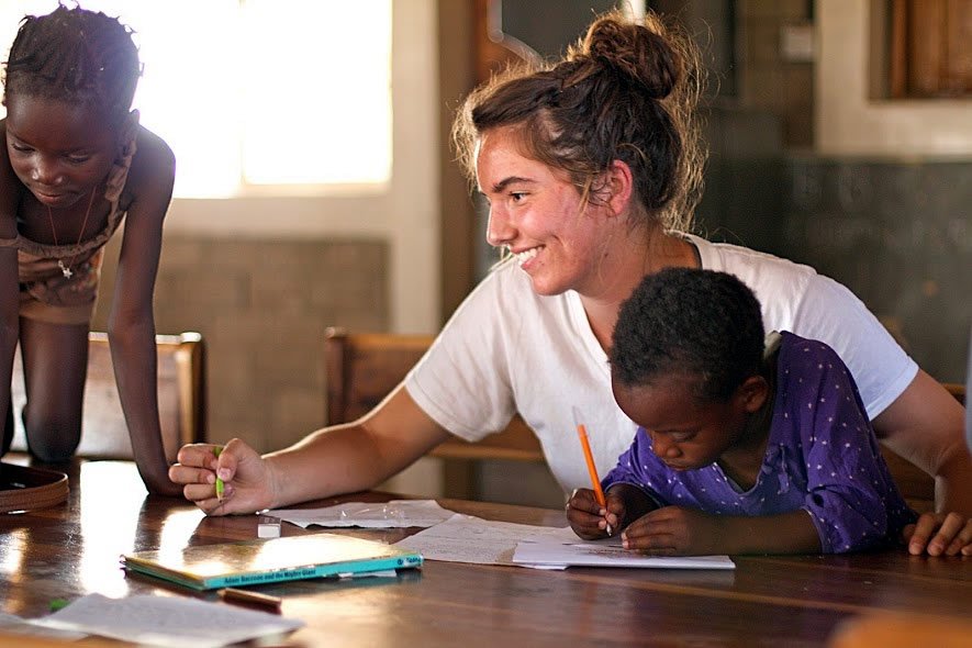TrinityTroll's tweet photo. Biology major Morgan DeRuiter ’17 spent six weeks in Zambia w/ Kids Alive International.  She plans to go into the field of public health. https://t.co/K9U5RFFT6p