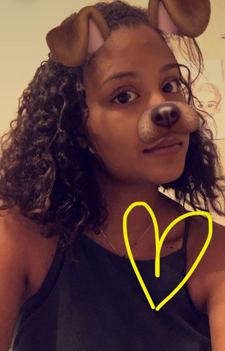 caminoelll's tweet photo. counting down the days till i can see my bestfrienddddd😍🎉 #2daysss!!! @heiva2 https://t.co/R8j9t1vCxq