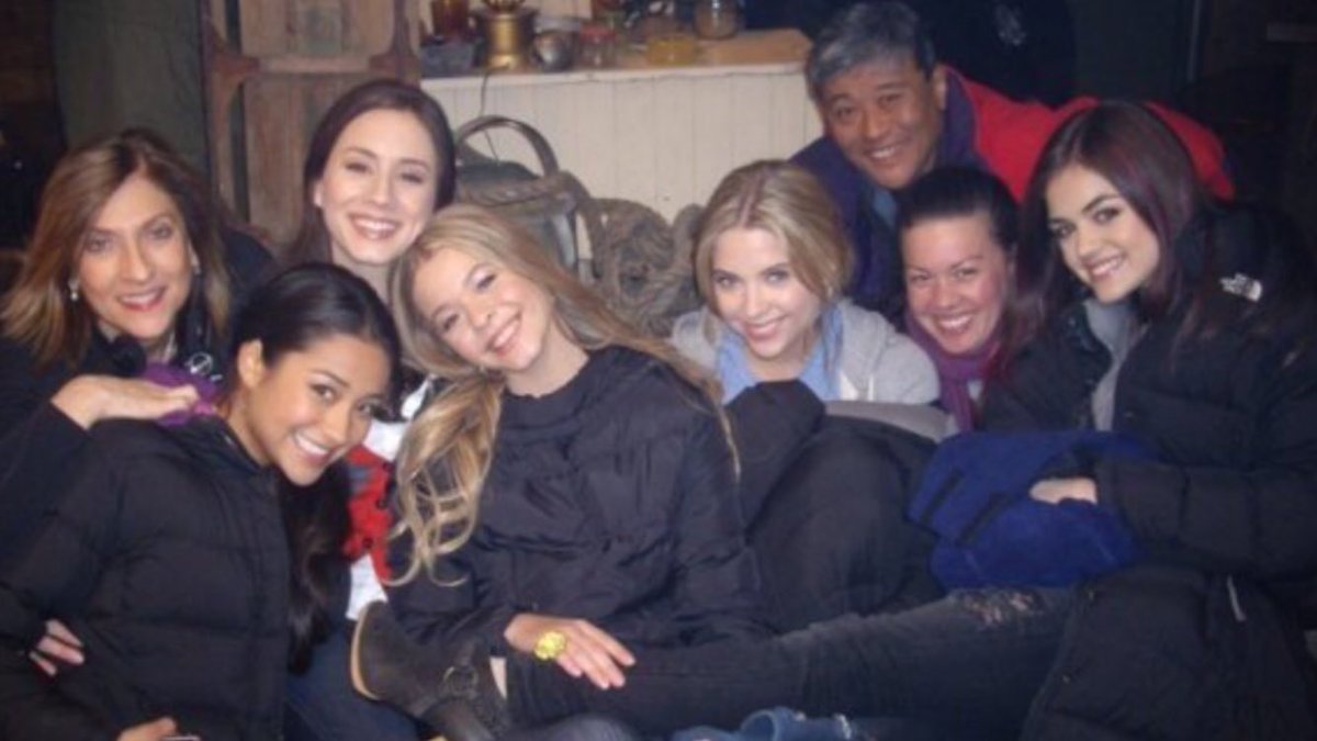 0407_aaron's tweet image. MERCI😭😢😥😪😩❤️pour tout. Vous avez était Top👏👏 je les aimes trop❤️😭 #PLLFinal @AshBenzo @lucyhale @shaymitch @SashaaPieterse @SleepintheGardn