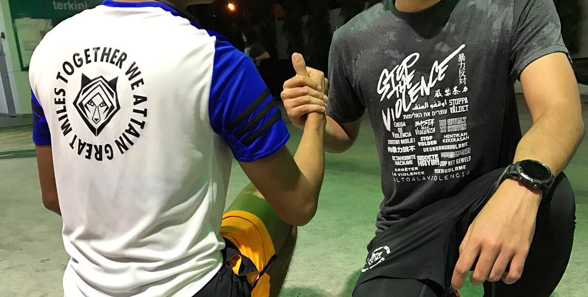 ArifAshraf's tweet photo. Hand in hand,
Together we #stoptheviolence
An #allplanet #btg initiative https://t.co/E3iSWWZ7ws