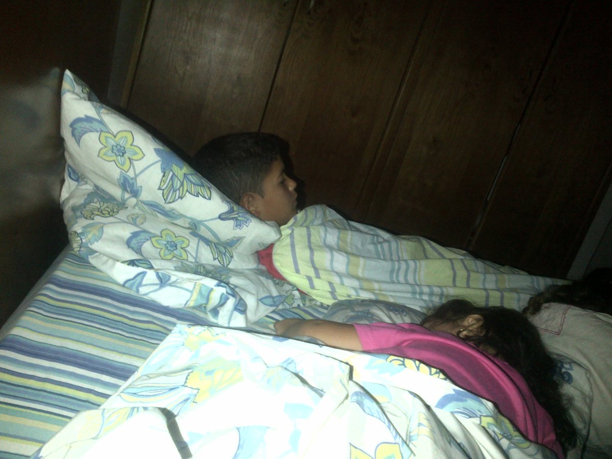 eiverbarragan7's tweet photo. Durmiendo un ratooooooooo jajaja https://t.co/iQfjgMoRox