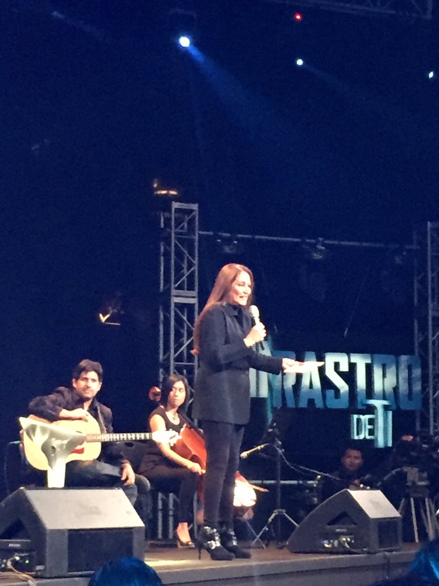 DanielaRomoWeb's tweet photo. En la presentación de @SinRastroDeTiOf. No se la pierdan a partir de este 31 de octubre a las 9 pm por @Canal_Estrellas https://t.co/zTcRjFp7Q4