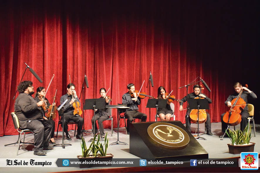 elsolde_tampico's tweet photo. #Galería Lucido concierto ofreció la Camerata de la #UACJS
Más fotos 📷➡ https://t.co/3Jjqo7wEvj
#uat #Tamaulipas #Tampico #Madero https://t.co/jllf1Z97Yf