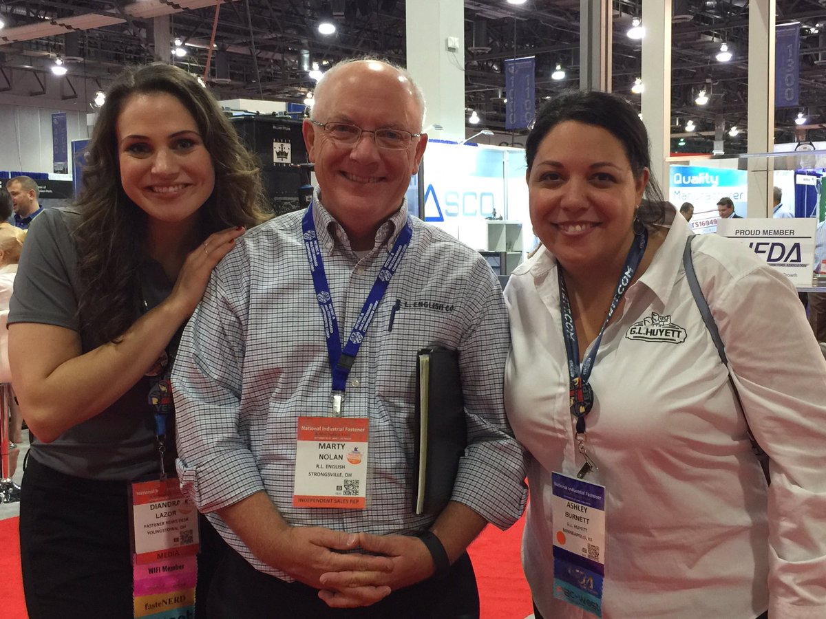 FastenerNews's tweet photo. Yes, the @TravelingSlsman has a #Fanclub! @GLHuyett @FastenerNews! #Fasteners #NIFMSE #FastenerNews @FastenerShow #RustyBolt 🔩🔩🔩 https://t.co/cbfUyxovfv