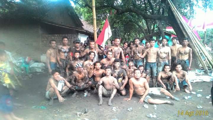 pace8293's tweet image. Indonesia itu Indaah Kawan.. *MEERRDEKAA*
#OTS7CINTAINDONESIA 
@Trans7OnTheSpot