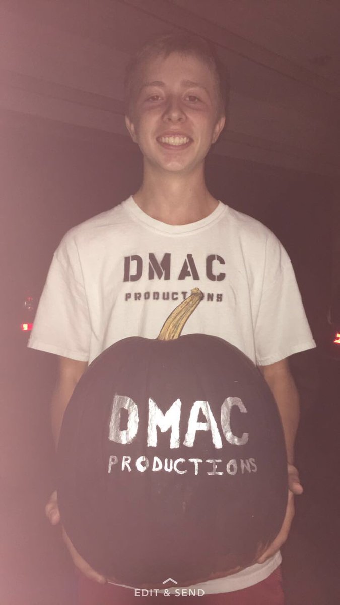 lgleason_23's tweet photo. Supporting my company #DMACProductions https://t.co/BqBLJIu7Pt