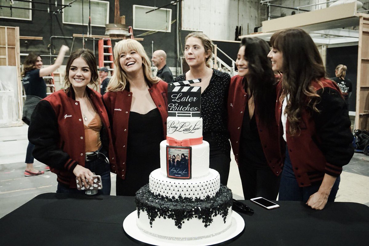 aminaahmad's tweet photo. Today, we had a series wrap for #PLL. Surrounded by these Liars + cake, I couldn't help but feel like we are apart of something bigger. ❤️👑 https://t.co/o5gjUj6lC4