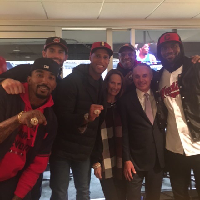 MLB's tweet photo. Commissioner Rob Manfred and his wife Colleen with @KingJames and the @nba champion @cavs during Game 2. #worldseries https://t.co/N8ExQSqC0S
