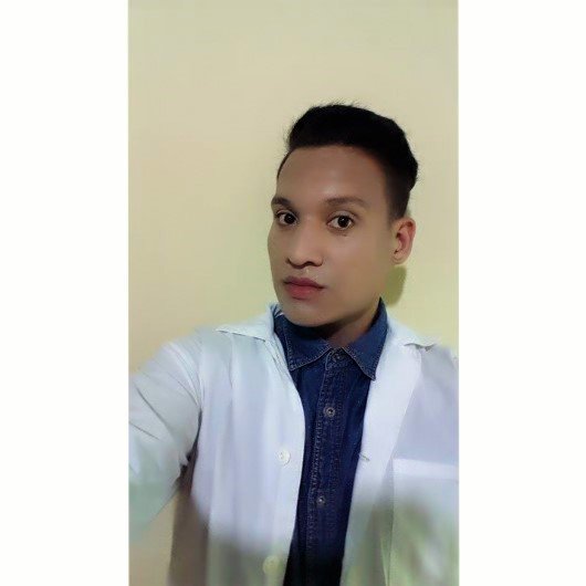 torresmarcanoe1's tweet photo. Época de anginas 🗣 🙄🙃 #felicesanginas #otoño #flu #doctor #sickdoctor #malito #medlife #medicine https://t.co/1vGNHxPNAe