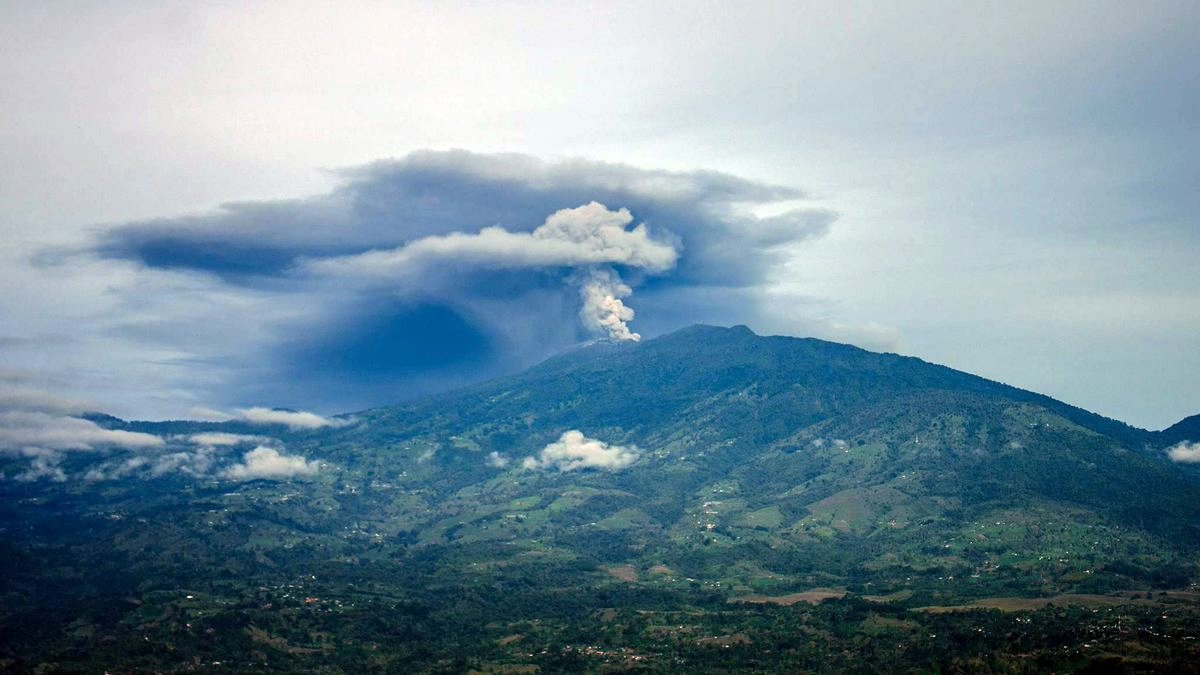 Alerta_Noticias's tweet photo. #COSTA_RICA | 26.10.2016
* Nueva erupción del #volcán #Turrialba hoy!!! #Vídeo 
https://t.co/esfQJXDT4b https://t.co/et1UhwdXwm