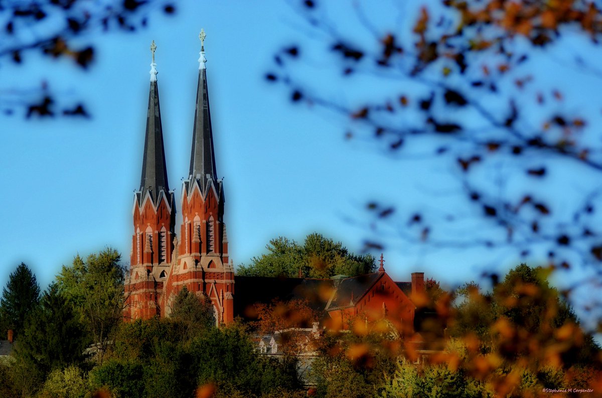 MrsStephie412's tweet image. My favorite church.... #OilCity #Pa #StJosephsChurch #FallDay #church #Pennsylvania #beautiful #TwinSteeples