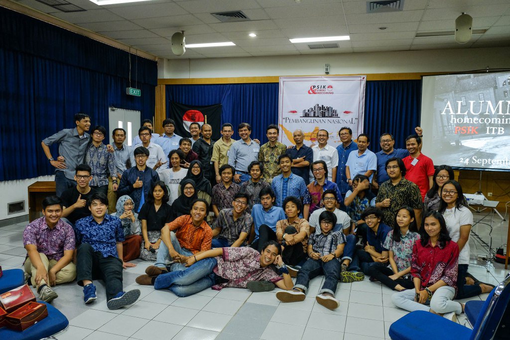 Pembangunan Nasional suluhpsik.wordpress.com/2016/10/27/pem…