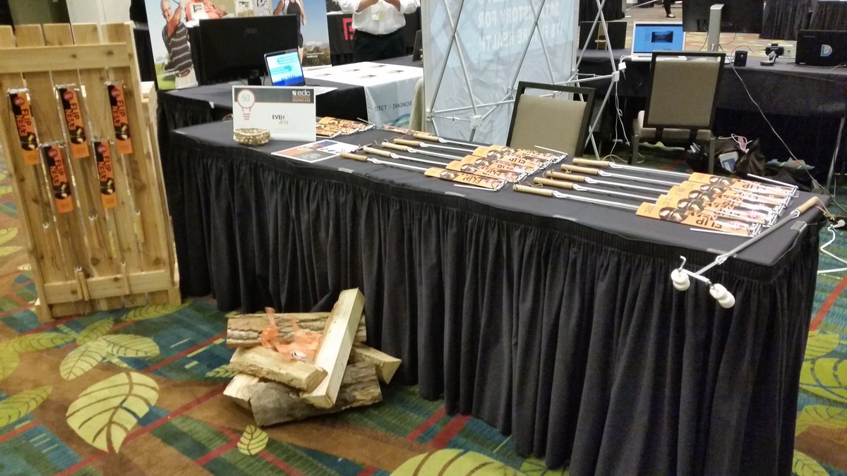 EvenFlip's tweet photo. @edcinc123 Thanks for the great event for all of us! That was an experience EvenFlip will not soon forget! #iexpo #yourcampfireawaits https://t.co/1Rrp971h6h