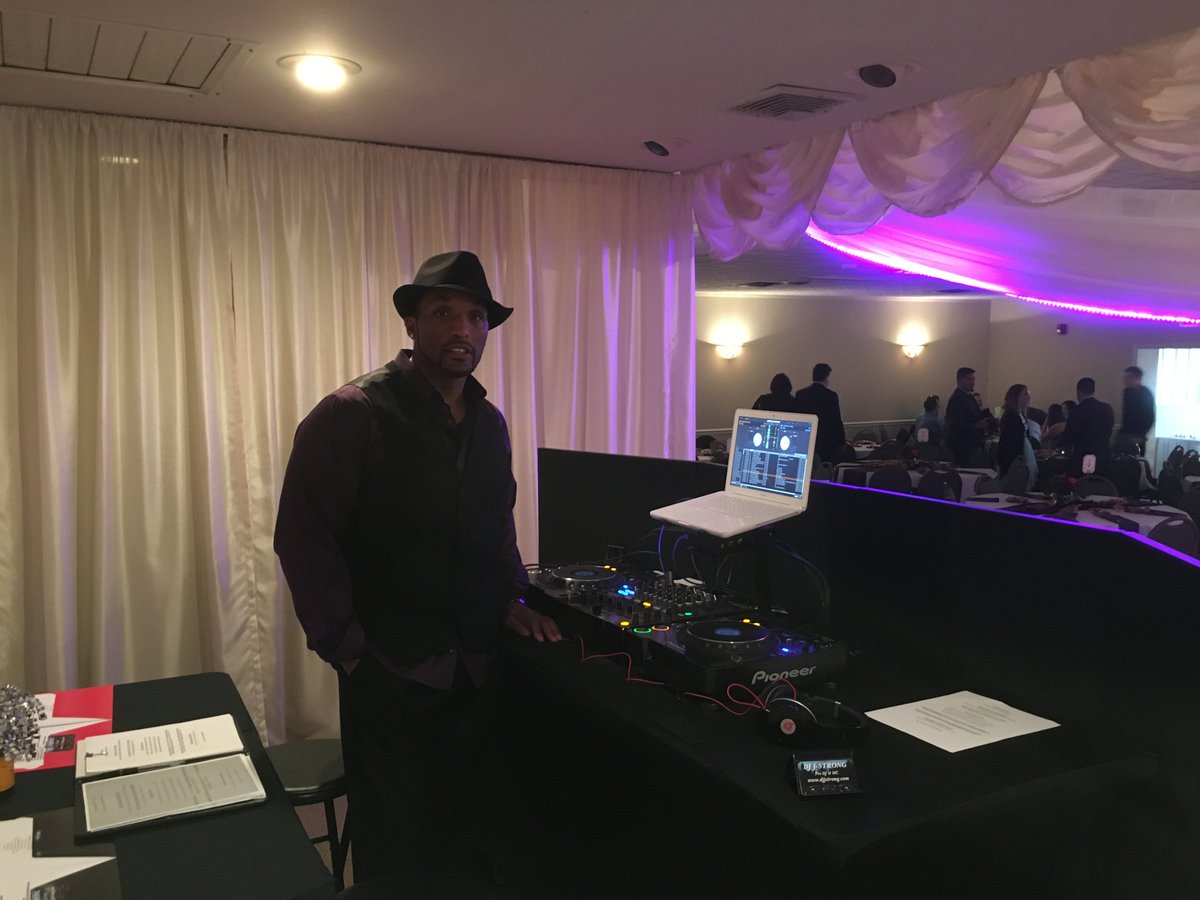 djjstrong's tweet photo. #djjstrong #cliftonheightspa #pacachchampagneroom #weddingdj #hiphopdj #randbdj #motowndj #jerseyboy4life https://t.co/r1q5poGCXv