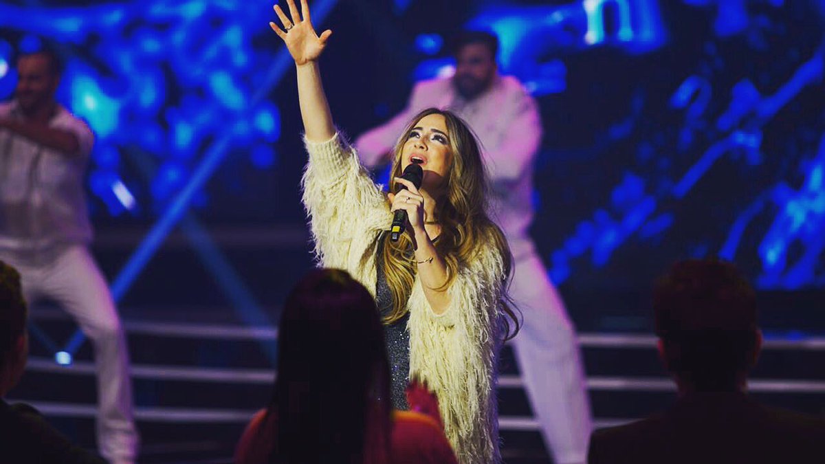 ArianeVLobos's tweet photo. Gostaria de agradecer muito por todos que me apoiaram desde o início e que isso é mais uma parte desse caminho lindo! ❤️🙏🏼🙌🏼
#TeamAriane https://t.co/uJTjgGvMUg