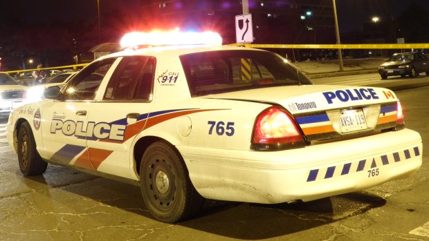 CP24's tweet photo. Homes evacuated following discovery of possible grenades in Dorset Park 
https://t.co/GIRQ6weMsF https://t.co/pBQsX2EsSA