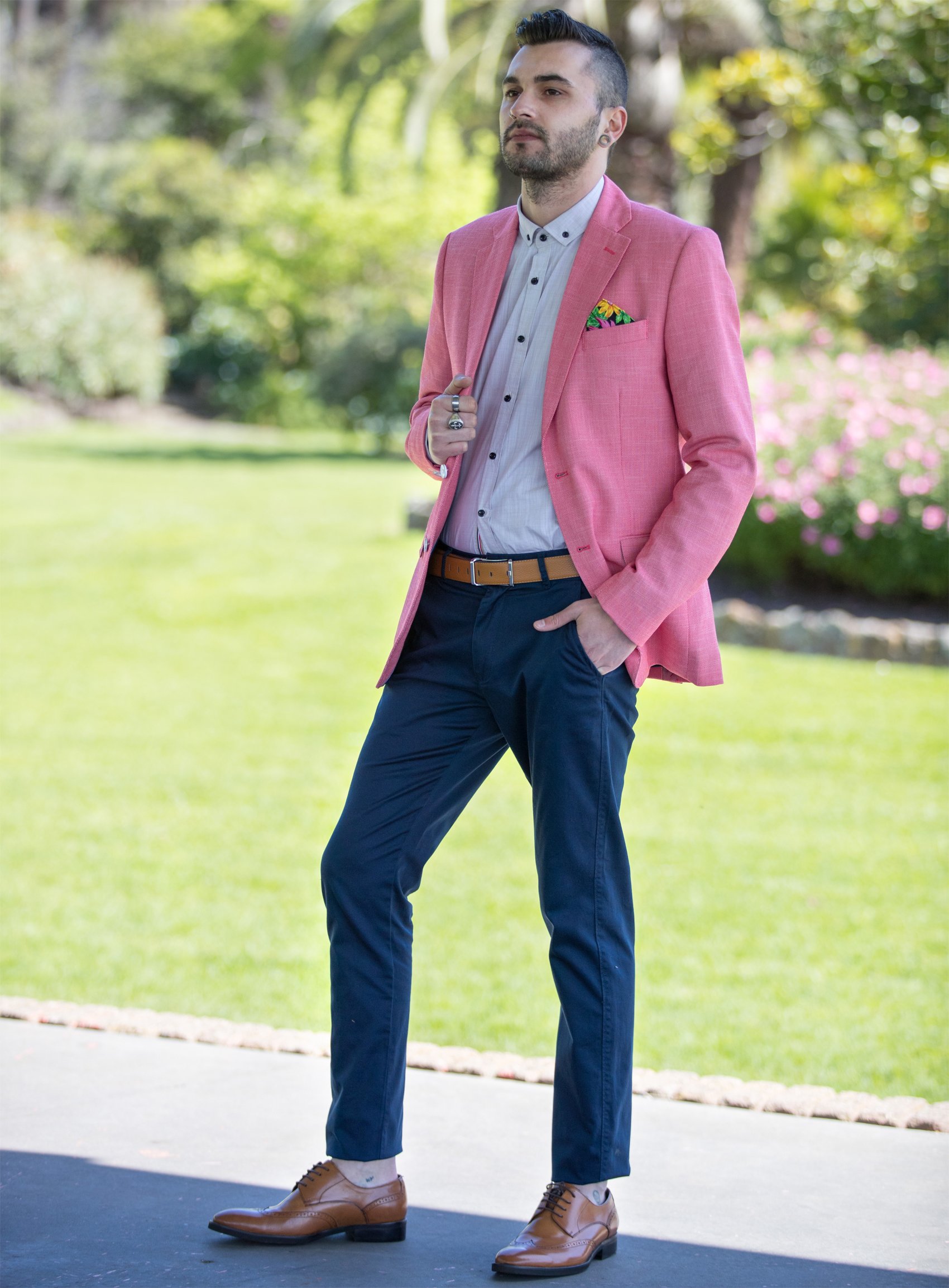Pink blazer blue pants hot sale