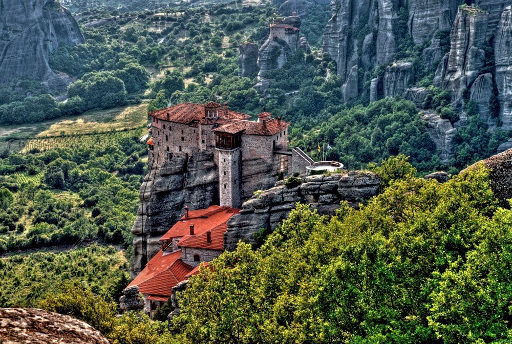 greekproject's tweet photo. Meteora
#Greece #Travel #GreekProject 
Photo by @argyarg https://t.co/R6t6FHGGLs