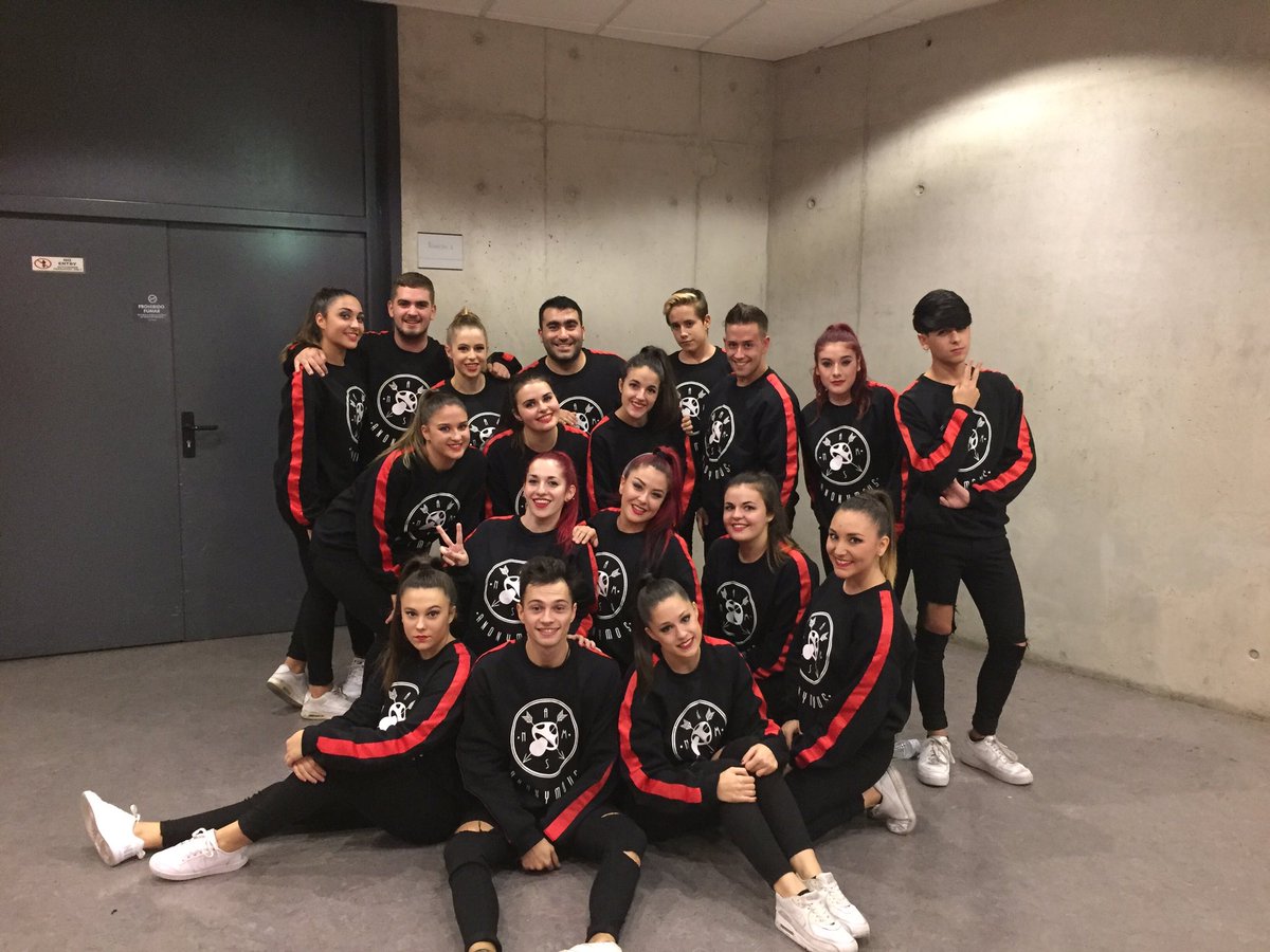 oscardltorre90's tweet photo. Anonymous dance crew en World Of Dance Spain! ❤️🍄#Anonymousdancecrew #worldofdance #worldofdancespain #wod @worldofdance https://t.co/rnEVjzC9on