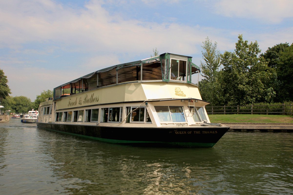 Looking forward to hosting <a href="/EnvAgencySE/">Environment AgencySE</a> volunteer lock keepers annual river trip today on @NewQueenThames