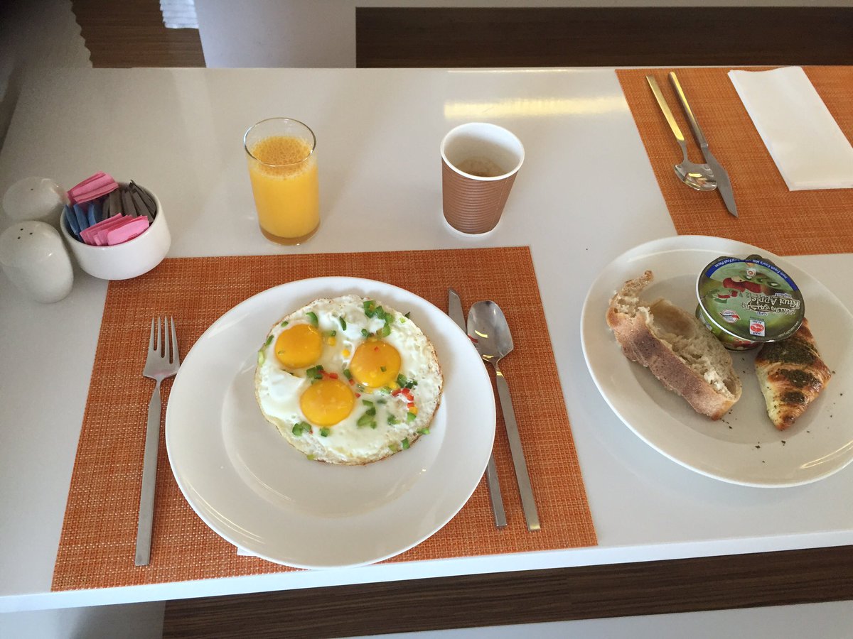 PrinzenBV's tweet image. Today the last day of our trip to the Middle-East, jus guess what we had for breakfast 😜