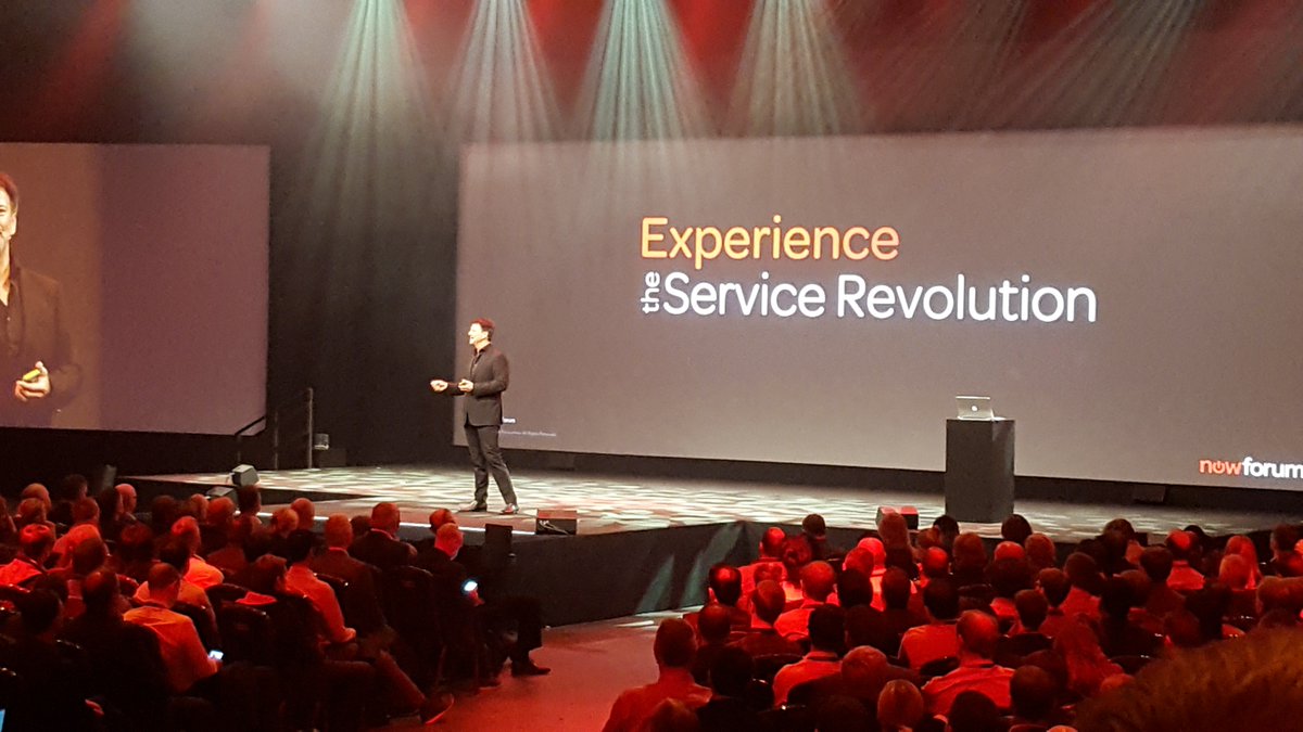 FujitsuUKEvents's tweet image. Dave Wright, CSO @ServiceNow - "Service Management is the layer that binds your back office." #NowForum