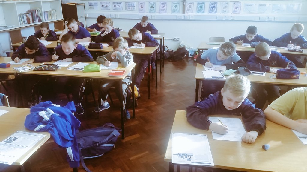 mroconnorsclas's tweet photo. Mid term assessments currently being sat. 📚✏🎓 #doyourbest https://t.co/ZyWJTvHBO0