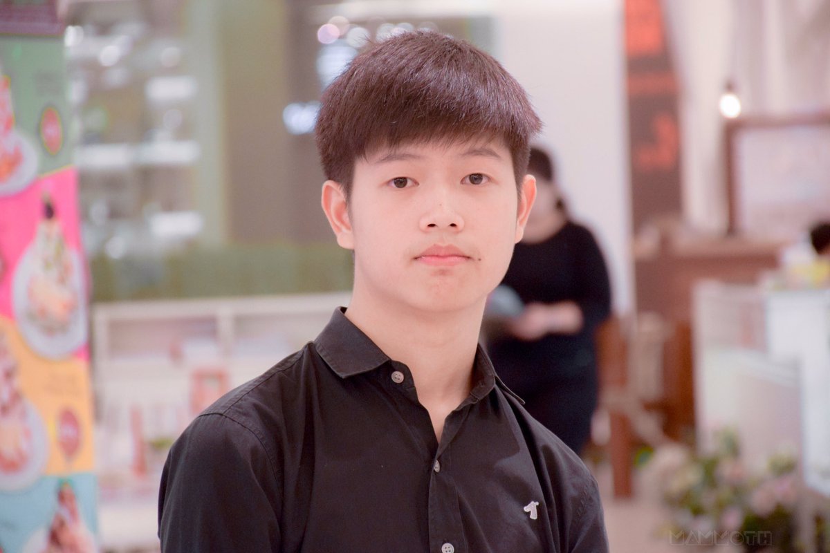 tonmammoth's tweet photo. ดูหน้าเค้า..สิ น่ารัก ...>\\\\< เที่ยง กินข้าวยัง 🍲🍲 @turbotbb #turbotbb #ติ่งตัวโต https://t.co/CcYXpUJcFX