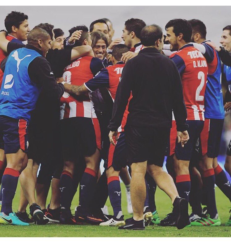 peladoalmeyda's tweet photo. Con unión y humildad, Felicitaciones a los jugadores, ct y afición.!!! @chivas https://t.co/eF3e4YihfD