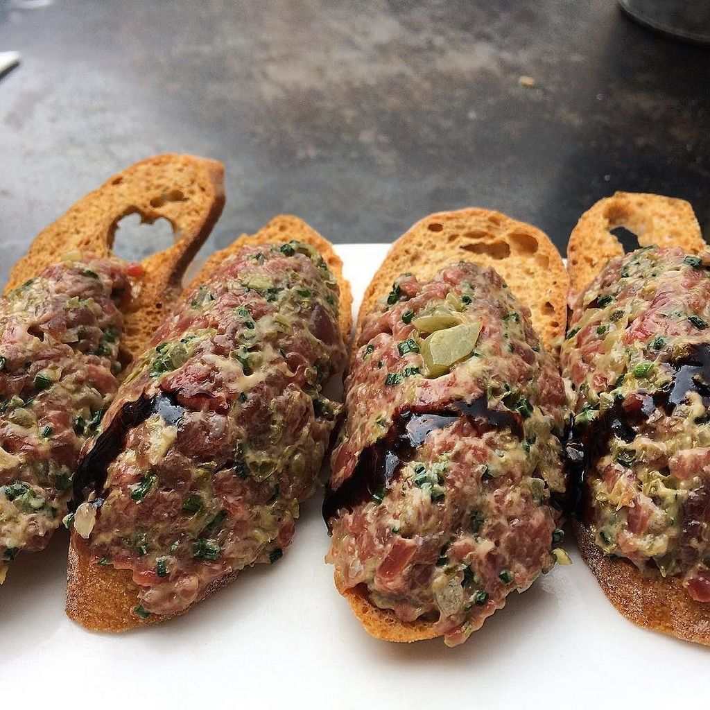 bcnbares's tweet photo. Bar Funicular #bcnbares #baresbcn #barfunicular #foodie #bcn #barcelona #tapas #tapasbcn #bcntapas #tapeo #vermut #… https://t.co/VfdBcJdnQS
