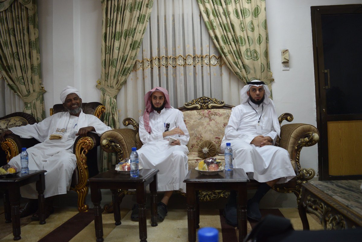 qodwah's tweet photo. بعد توجه وفد قدوة إلى إجتماع مع جماعة أنصار السنة، وتم عرض فيديو تعريفي عن تاريخ الجماعة ومشاريعها التعليمية والطبية والإعلامية. https://t.co/5Mq3FItjze