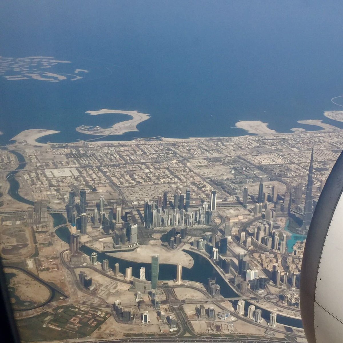 NatsDXB92's tweet photo. Great view of the canal with water in it. 😍#MyDubai (photo by @teeDXB) https://t.co/LBlBRjYVtR