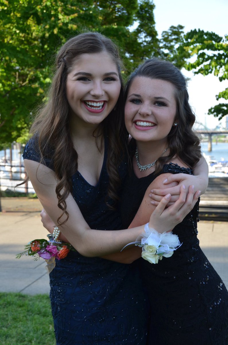 brooke_atack's tweet photo. @leenybean7 also some more recent ones because ITS YOUR BIRTHDAY!! #brookleen https://t.co/PcjcB0EEII