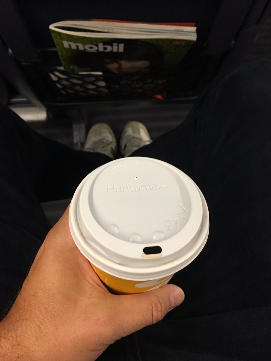 MikuskaMilos's tweet photo. Auf dem Weg zur @StartupCon_cgn #meetnwork #startupcon @MeetnWork https://t.co/TmDacKIS85