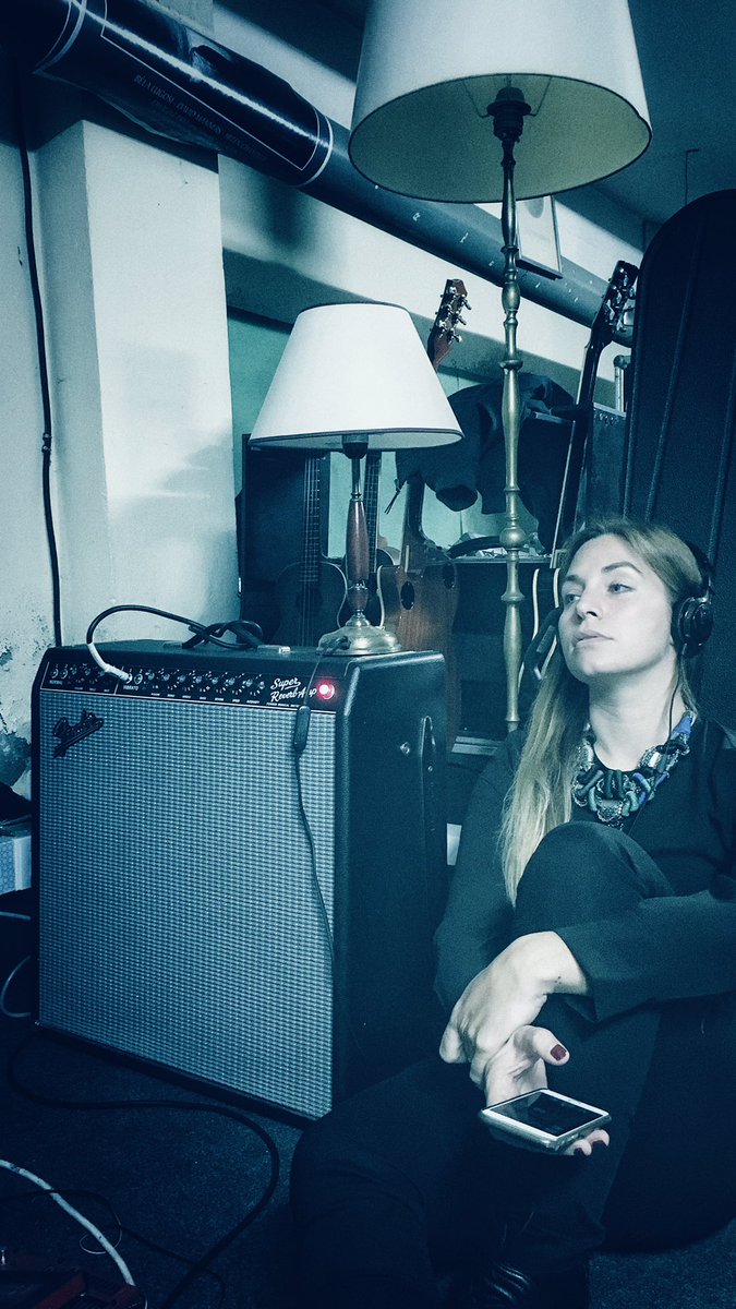 laorejadevgogh's tweet image. Saliendo a correr o descansando: empezamos y terminamos el día con música en los oídos. ¡Gracias @Philips_Sound!