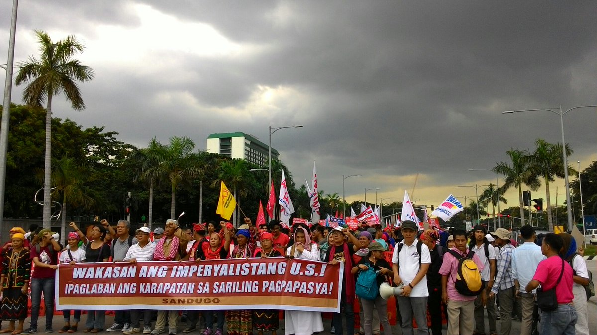 emmidejesus's tweet photo. Tagumpay ang pagtatapos ng #LakbayanPambansangMinorya ngayon. Bukas Oct28 ay National Day of Women's Protest #KayaNgPinas #USLayas https://t.co/OeVC2g59fK